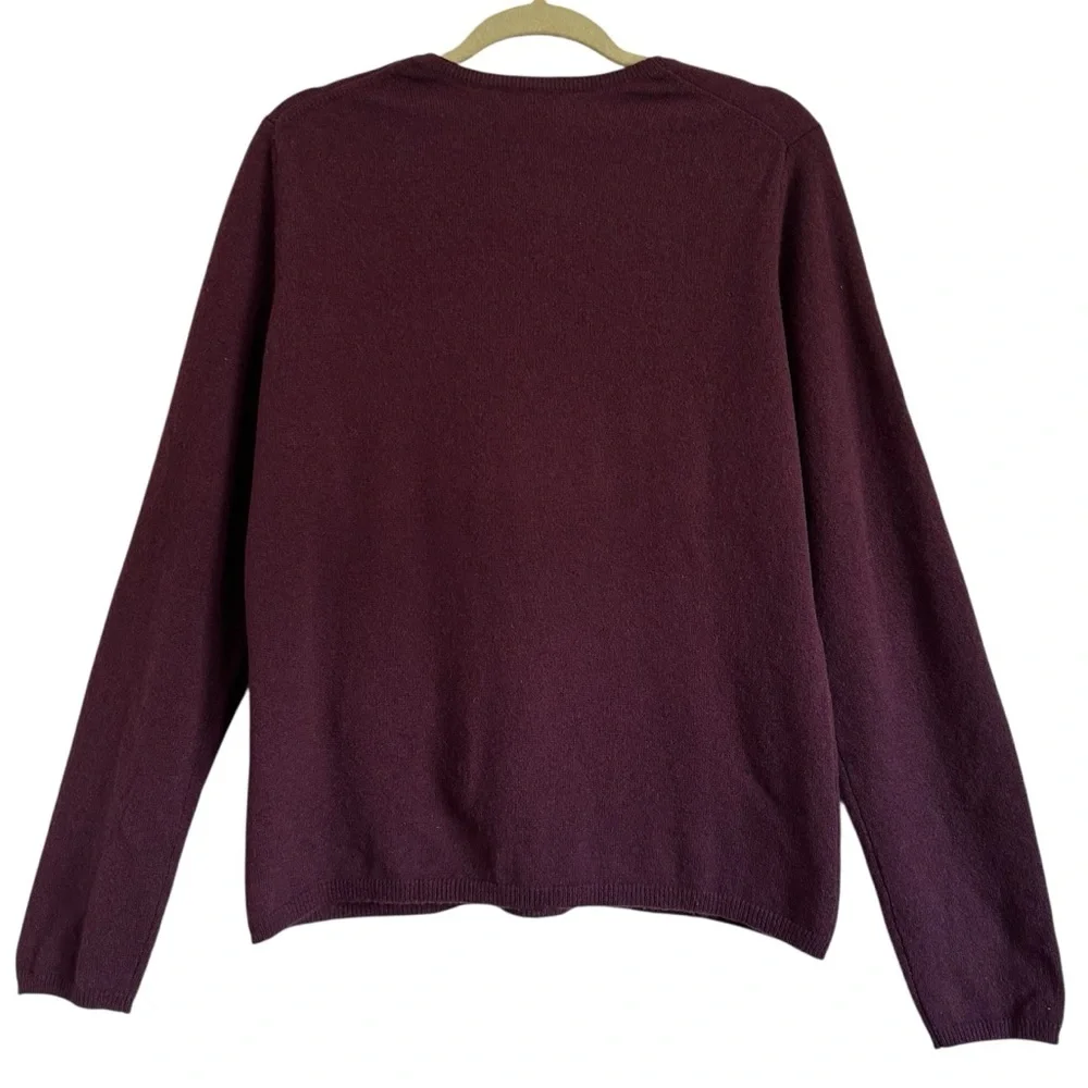 VTG. Tweeds Wine Burgundy Cashmere Classic Crewneck Sweater